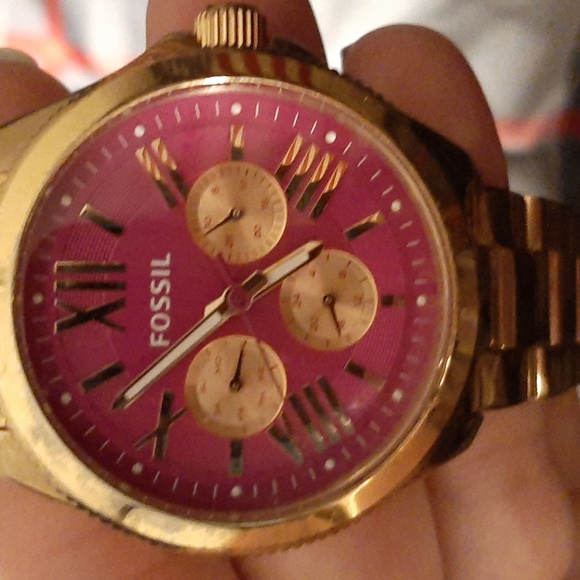 Ladies Watch - Picture 3 of 7